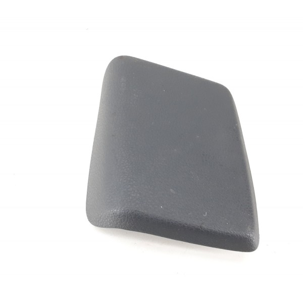 Moldura Tampa Traseira Lado Direito Vw Fox 14/18 5z6867656