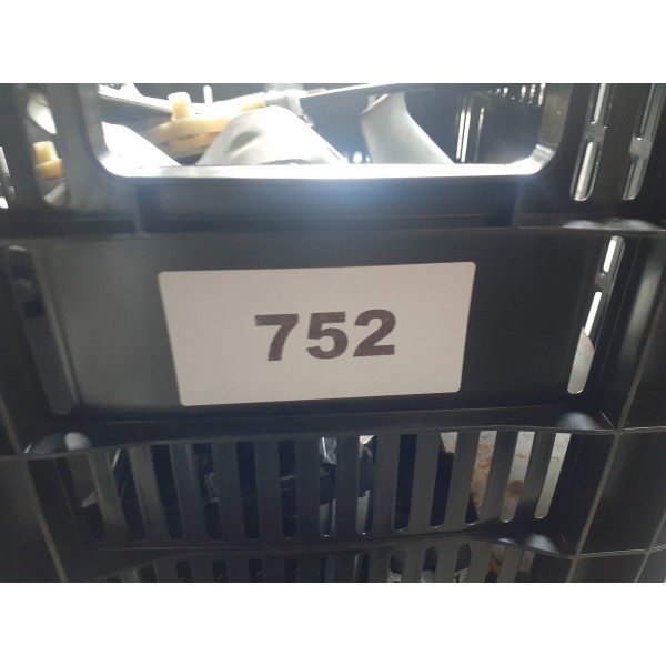 Trava Suporte Bateria Renault Fluence 2011 2012 2.0